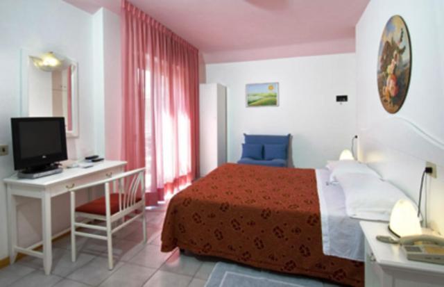 Hotel Le Soleil San Benedetto del Tronto Phòng bức ảnh